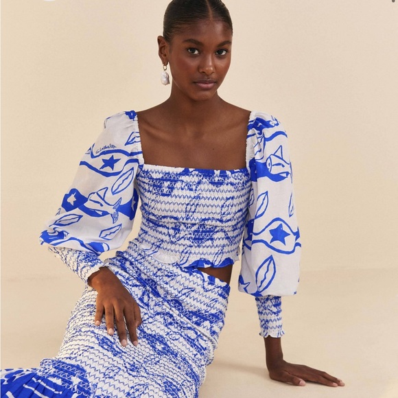 FARM Rio Tops - FARM Rio Off-White Pitta Waves Smocked Blouse Size Medium